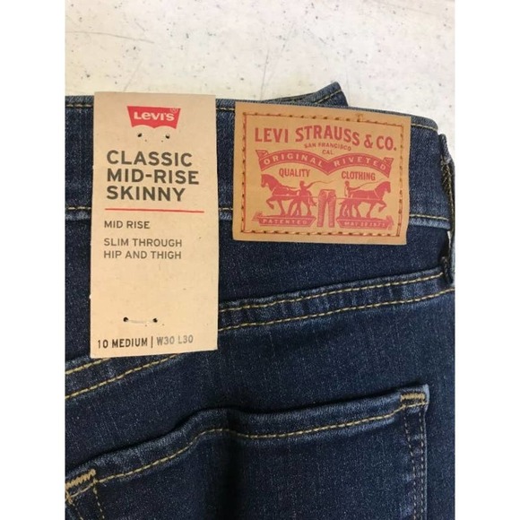 NWT Levi's Women's 720 High Rise Super Skinny Jeans -10YYG - Picture 2 of 10